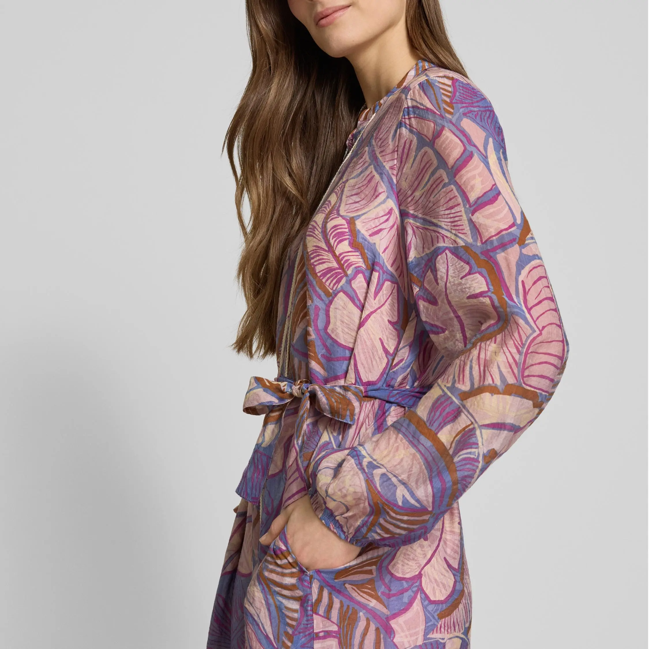 V-neck midi dress in mauve (2).jpg